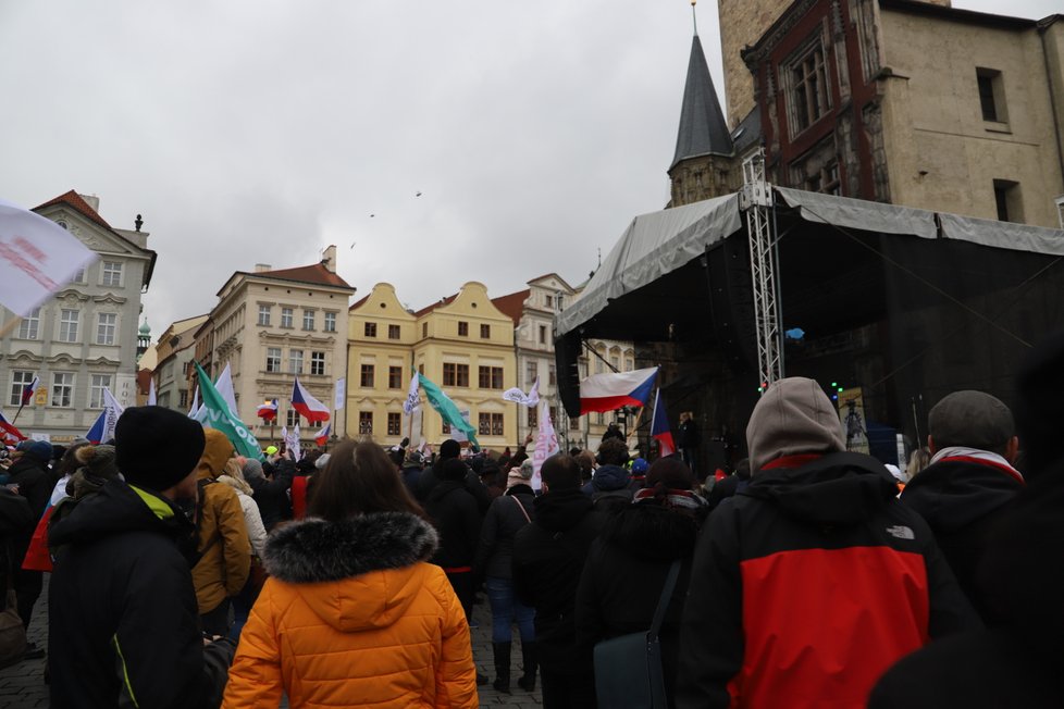 Průběh demonstrace proti vládním opatřením namířeným proti koronaviru. (10. leden 2021)