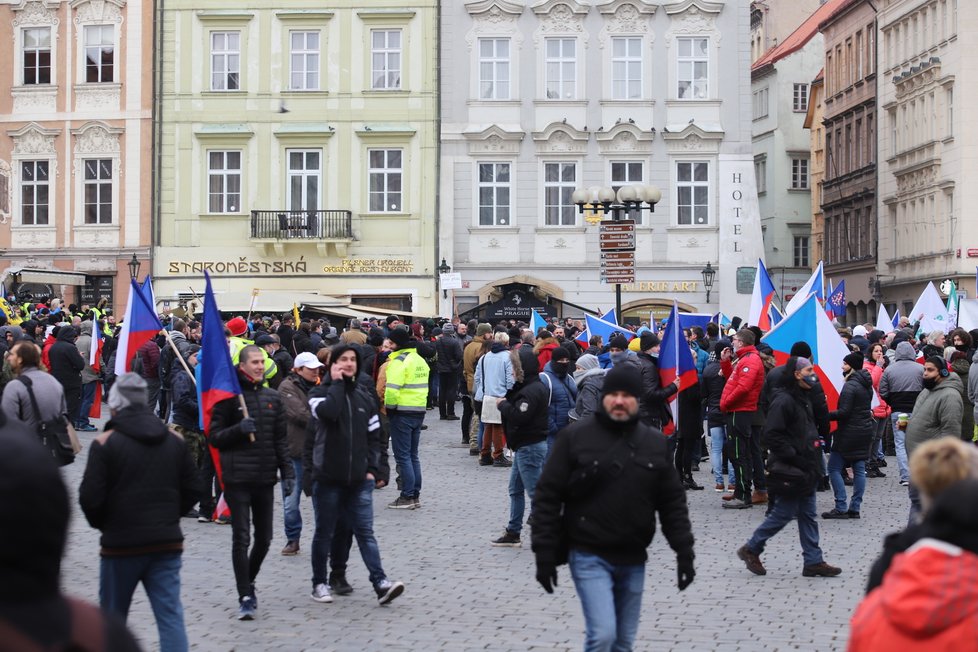 Průběh demonstrace proti vládním opatřením namířeným proti koronaviru. (10. leden 2021)