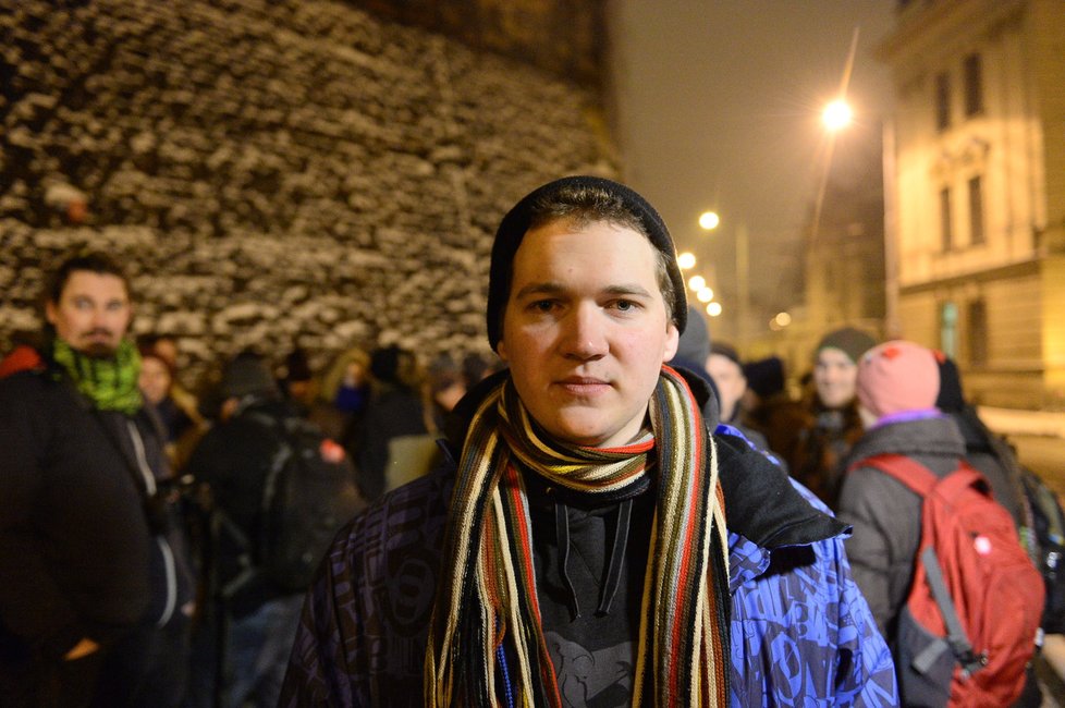 Podle jednoho z organizátorů Filipa Hausknechta (21) chtěli aktivisté ukázat solidaritu s lidmi v nouzi 