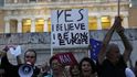 Demonstrace v Aténách za přijetí návrhů věřitelů Demonstrace v Aténách za přijetí návrhů věřitelů