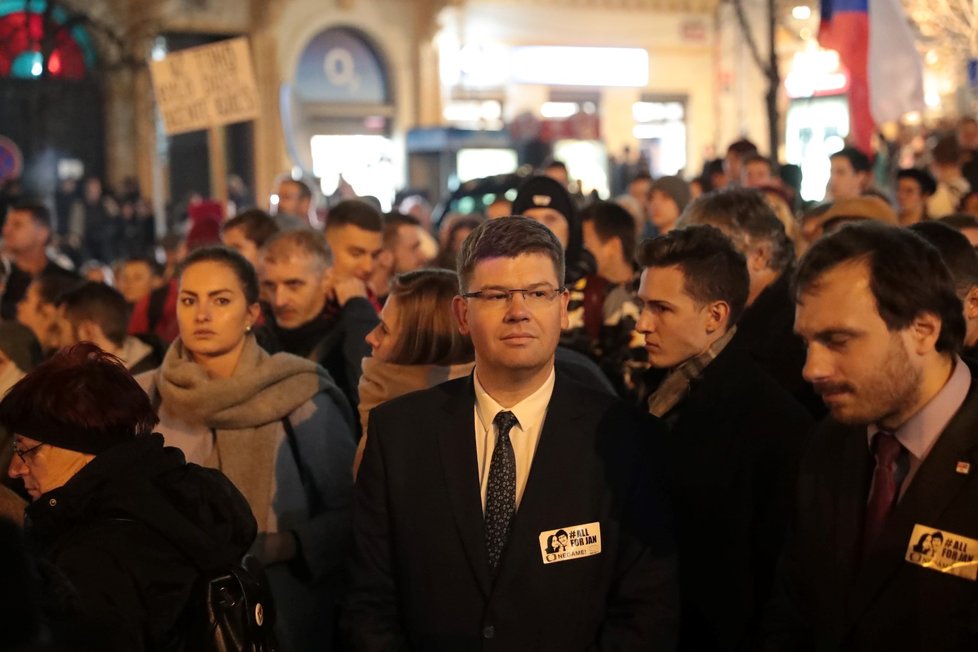 Jiří Pospíšil (Top09) na Václavském náměstí během protestů proti Andreji Babišovi (15.11.2008)