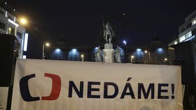 Protest "Zemane - ČT nedáme" na Václavském náměstí (14.3.2018)