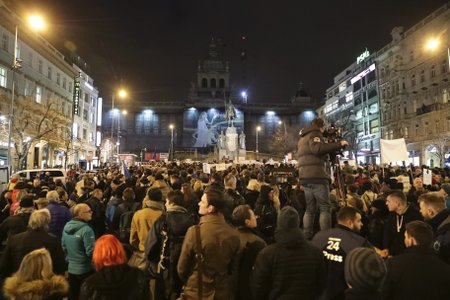 Protest „Zemane – ČT nedáme“ na Václavském náměstí (14. 3. 2018)