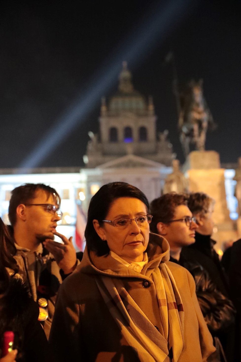 Miroslava Němcová (ODS) na demonstraci proti Andreji Babišovi na Václavském náměstí (15.11.2018)