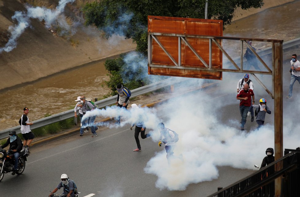 Demonstrace v Caracasu, Venezuele