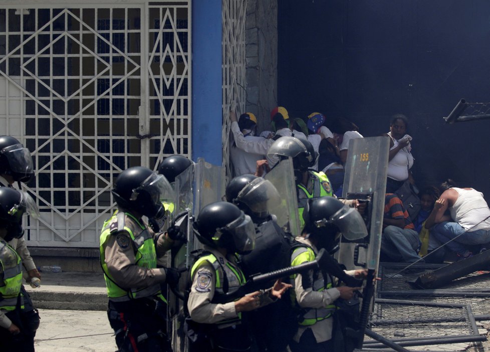 Demonstrace v Caracasu, Venezuele