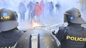 Demonstrace v Praze organizátoři kvůli zásahu policie ukončili