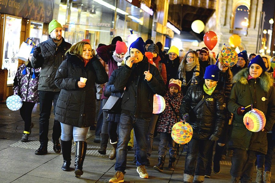 Lampionový průvod na Den dětské onkologie 2018