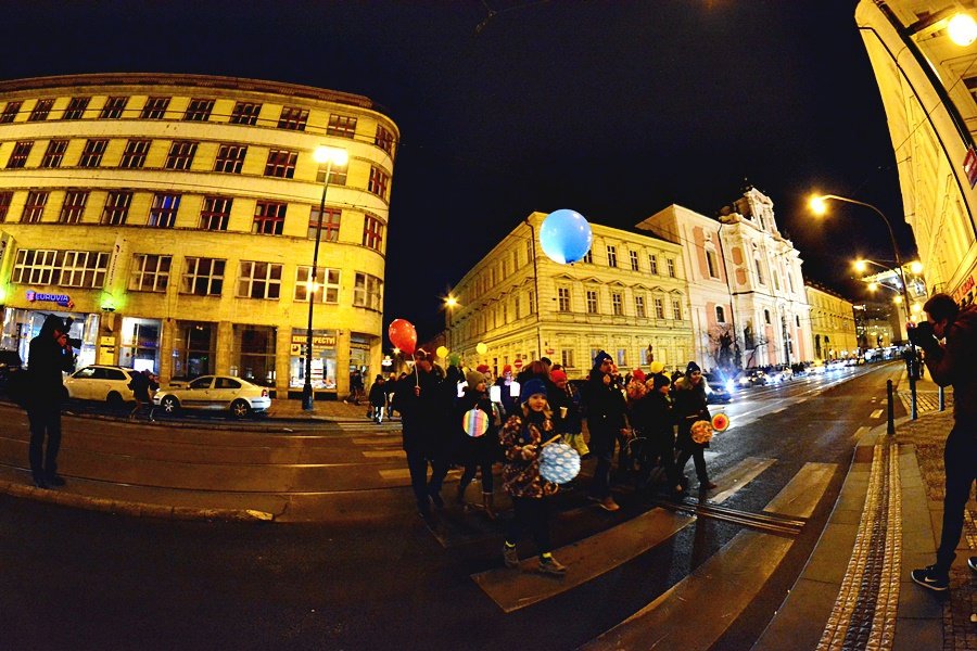 Lampionový průvod na Den dětské onkologie 2018