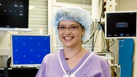 Vendula Flašková pracuje jako zdravotní sestra, instrumentářka a anestezioložka.