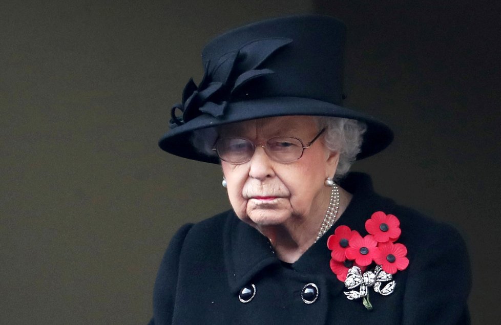 Den válečných veteránů z let minulých - královna Alžběta II.