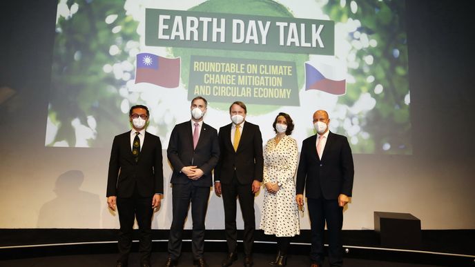 Praha se bude radit s Tchaj-wanem o strategii boje proti klimatickým změnám.
