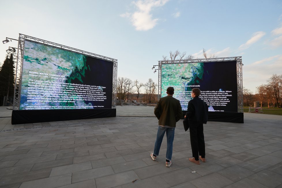 Praha oslaví Den Země vizuální show: Jarní ochutnávka Signal Festivalu vsadí na digitální tapisérii a proměny planety. K vidění bude v areálu holešovického Výstaviště od 22. do 28. dubna.