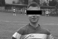 Denis (†14) zkolaboval během fotbalového zápasu, v nemocnici zemřel