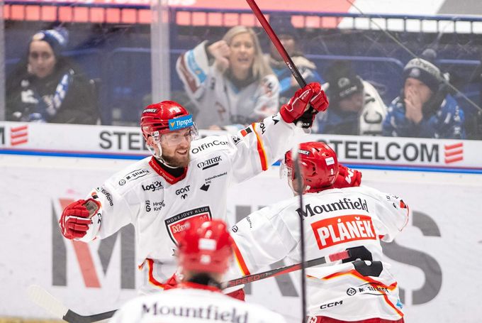 VzPOURa Hradce v závěru, vítkovický komplex trvá. Martinec: Šťastné, ale cenné vítězství VzPOURa Hradce v závěru, vítkovický komplex trvá. Martinec: Šťastné, ale cenné vítězství