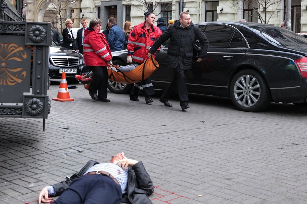 V centru Kyjeva byl zastřelen bývalý ruský poslanec Denis Voroněnkov.