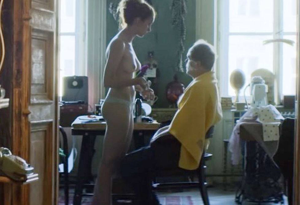 Denisa Nesvačilová ve filmu Miluji tě modře