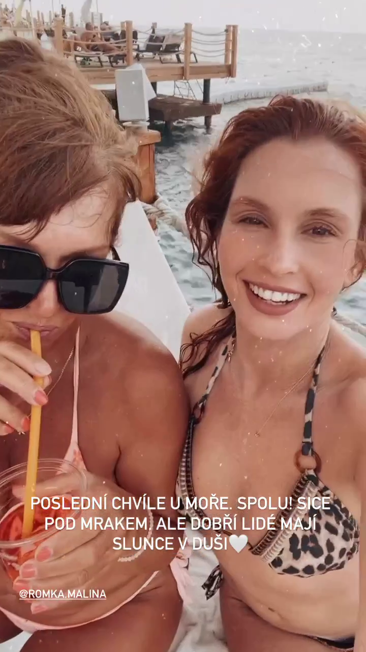 Denisa Nesvačilová vyrazila k moři s maminkou