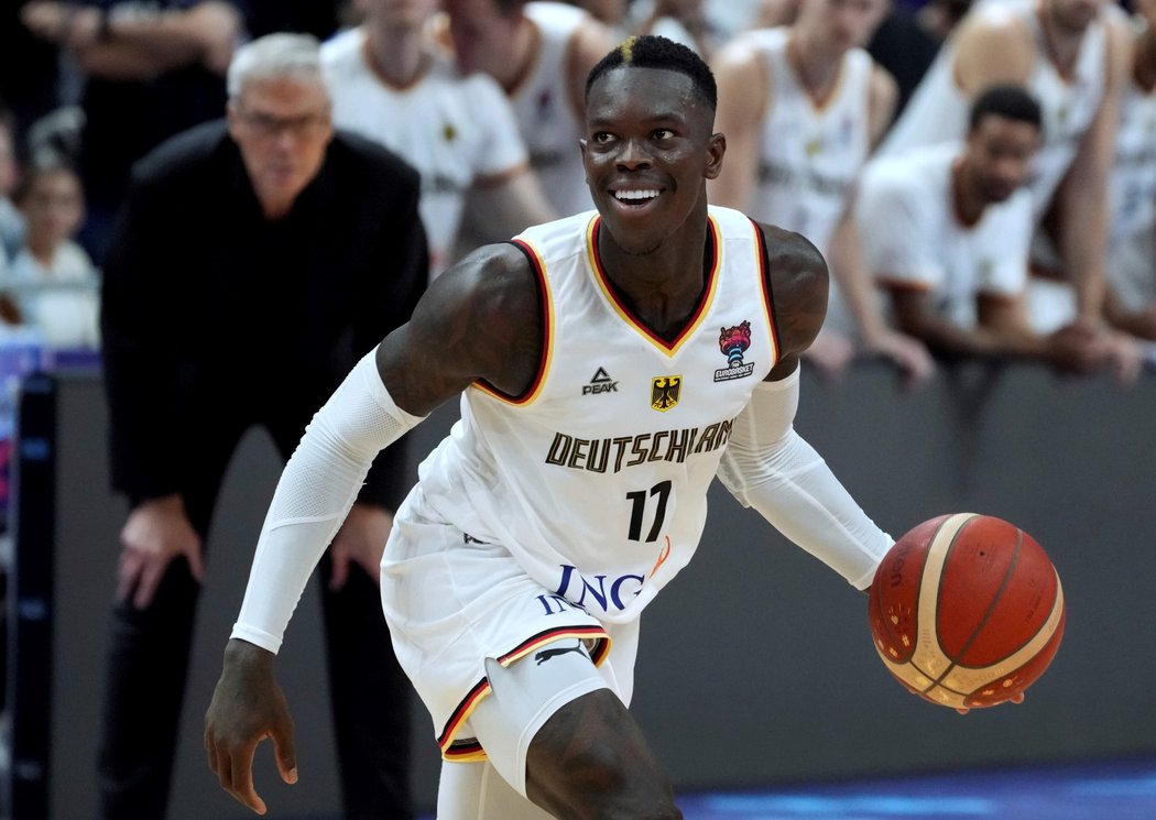 Dennis Schröder s úsměvem ve čtvrtfinále proti Řecku