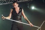 Zpěvák britské skupiny Depeche Mode David Gahan při koncertu, který kapela odehrála 14. ledna v pražské O2 Areně.
