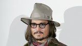 Hollywoodský sexsymbol Johnny Depp: Jsem skoro slepý!