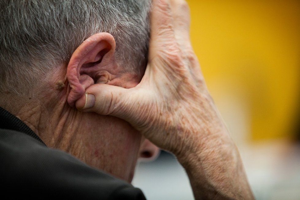 Lidé trpící Parkinsonovou chorobu jsou často izolováni od společenského života a trápí je deprese.