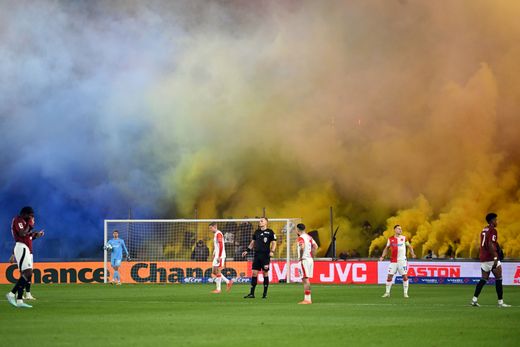 Pyro utnulo tlak Sparty. Pyro utnulo tlak Sparty.