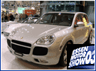 Essen Motor Show: Cayenne vs. Touareg