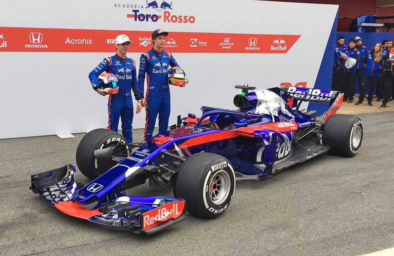 Toro Rosso STR13, Pierre Gasly, Brendon Hartley