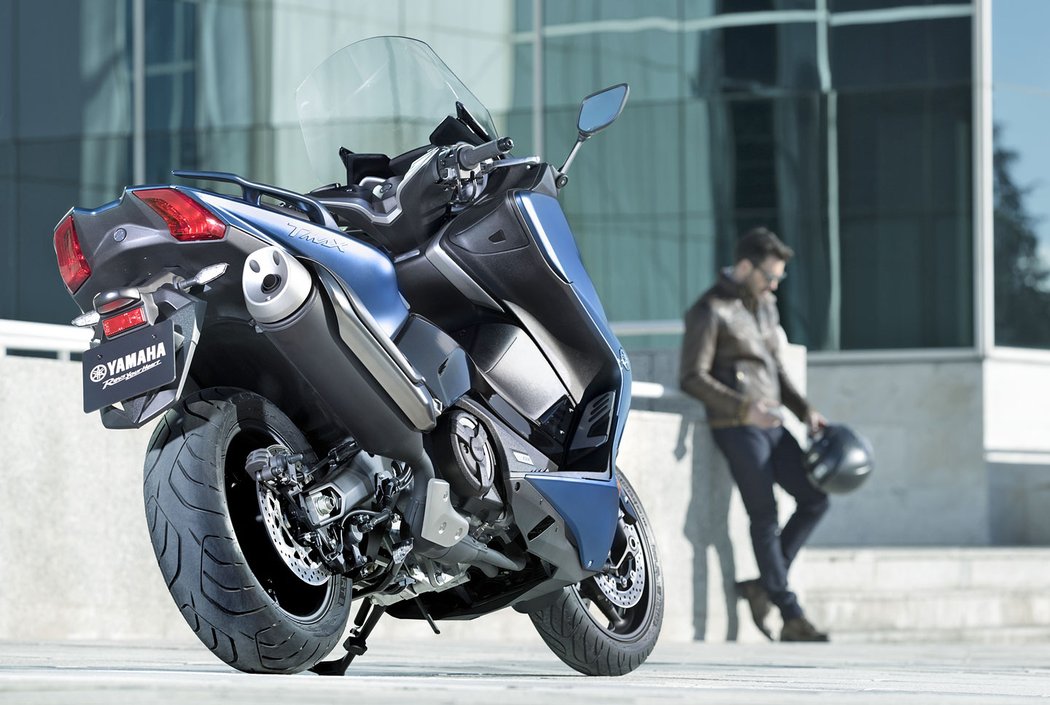 Yamaha TMAX DX