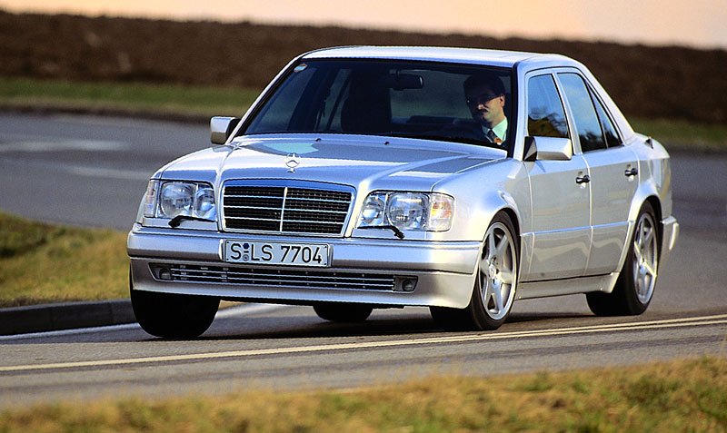 Mercedes-Benz E