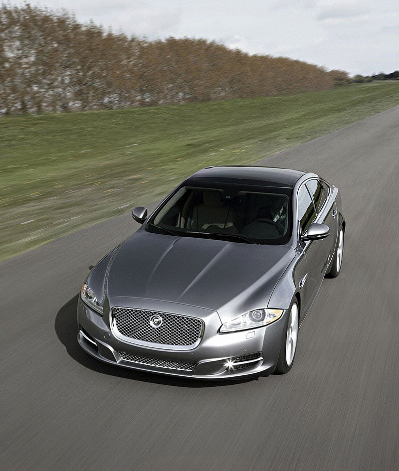 Jaguar XJ