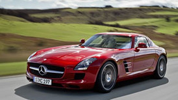 Mercedes-Benz SLS AMG - Smyslná lehkost supersportu