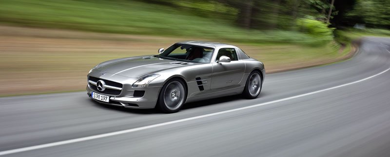 Mercedes-Benz SLS