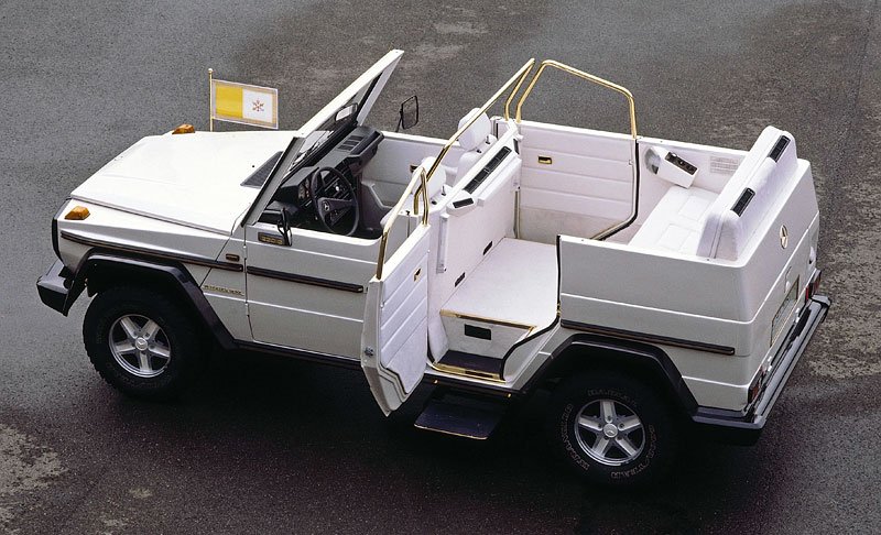 Mercedes-Benz G 230