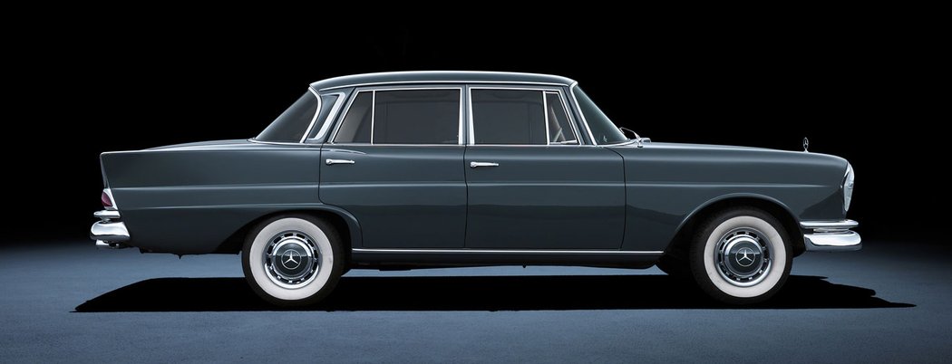 Mercedes-Benz 220 S (W111, 1959)