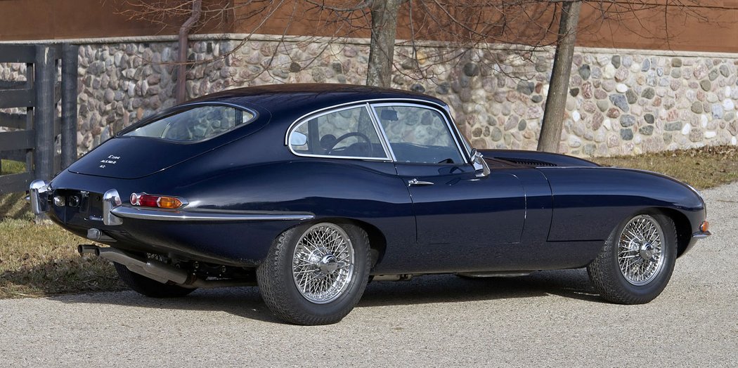 Jaguar E-Type (1961)