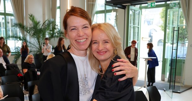 DesignBlok: Andrea Běhounková, Jana Zielinski