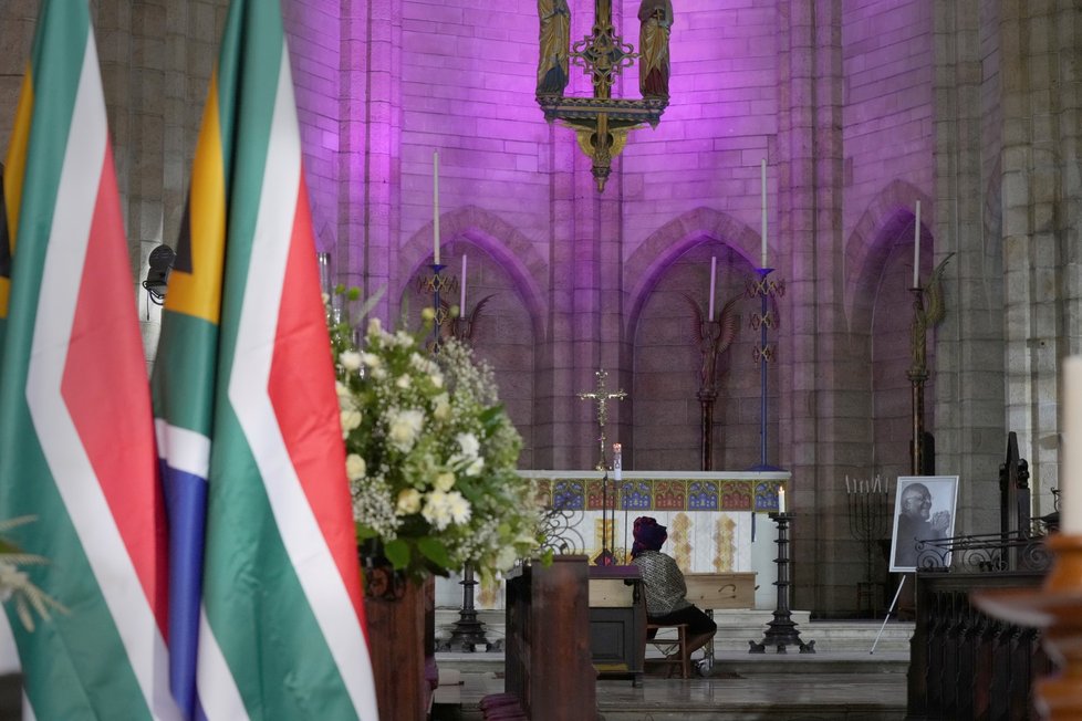 Pohřeb Desmonda Tutua v Kapském městě.