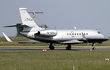 Letounem Dessault Falcon 2000LX, které si pořídil za 500 milionů korun, přiletěl Michael do Prahy.