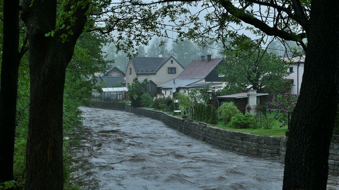 Česko sužují prudké deště (22. 5. 2019)