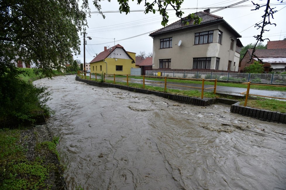 Česko sužují prudké deště (22. 5. 2019)