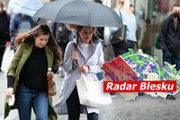 Počasí v Česku: Znovu dorazí déšť a ochladí se. Vytáhneme už svetry? Sledujte radar Blesku