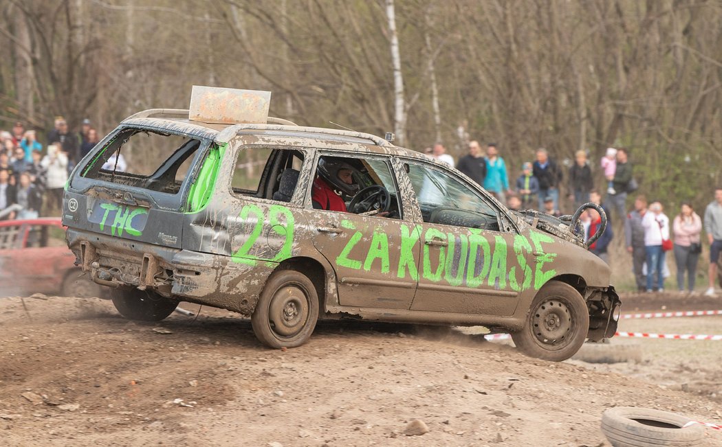 Podruhé na startu destrukčních závodů v Přelouči