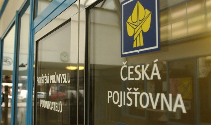 Detektivové České pojišťovny odhalili loni pojistné podvody za 462 milionů korun.