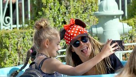 Topmodelka Heidi Klum strávila Den matek  s dětmi v Disneylandu