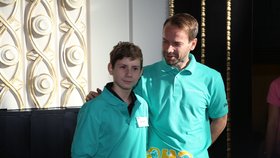 Adam Zezulka z Trutnova (13) a jeho kamarádky zachránili život spolužačce, která dostala ve školní šatně epileptický záchvat.
