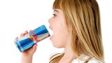 Lékaři bijí na poplach: Energetické nápoje zabíjí děti!