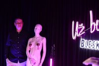 Podcast: Sexuální predátoři komunikují jako 10leté děti. Česku chybí jejich registr, varuje expert