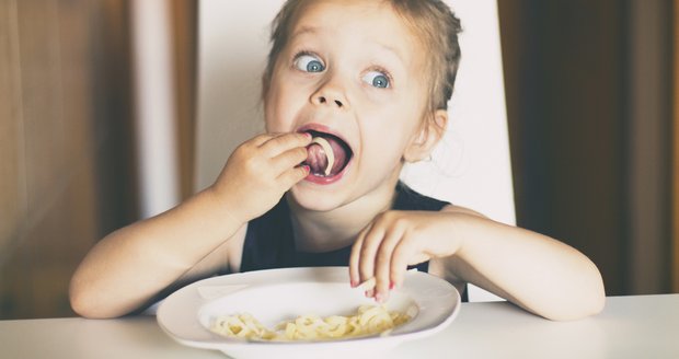 Rodičovský omyl! 10 jídel, která nejsou pro děti tak zdravá, jak myslíte Rodičovský omyl! 10 jídel, která nejsou pro děti tak zdravá, jak myslíte